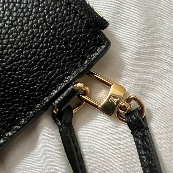 👑✅PRICE FIRM✅ AUTHENTIC Louis Vuitton Bicolor Pouch - Picture 8 of 15